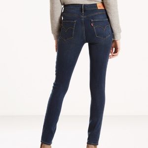 Levi's Women's